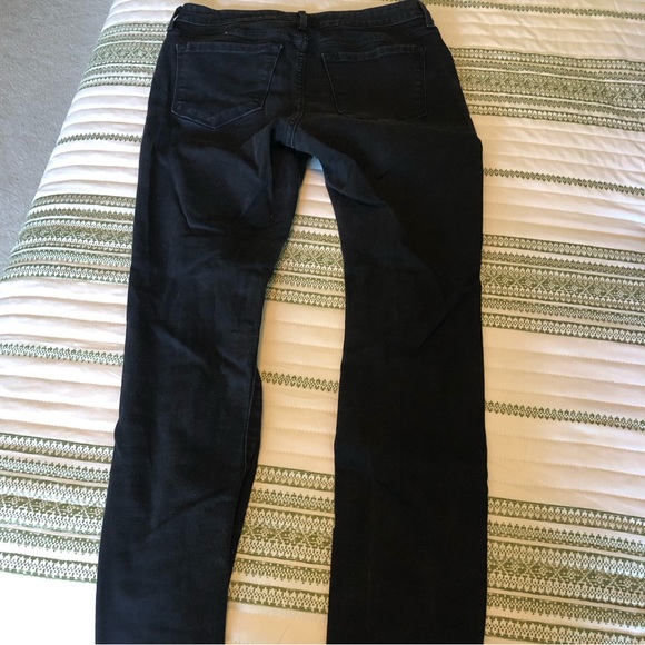 Old Navy Jeans - Picture 5 of 6